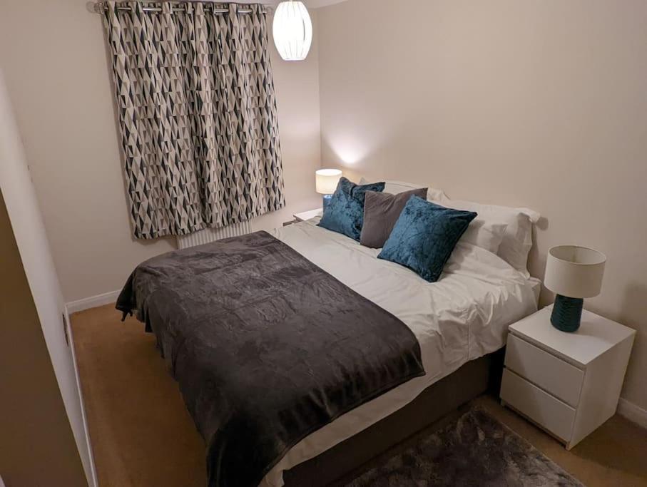 Beautiful 2 Bedroom Flat Overlooking Golf Course كارنوستي المظهر الخارجي الصورة